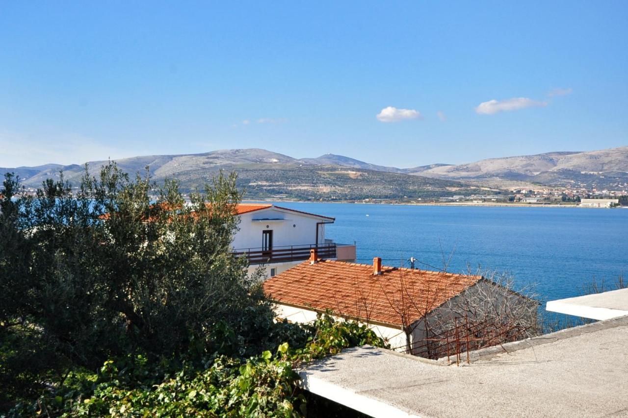 Apartments By The Sea Arbanija, Ciovo - 1085 Trogir Exterior photo